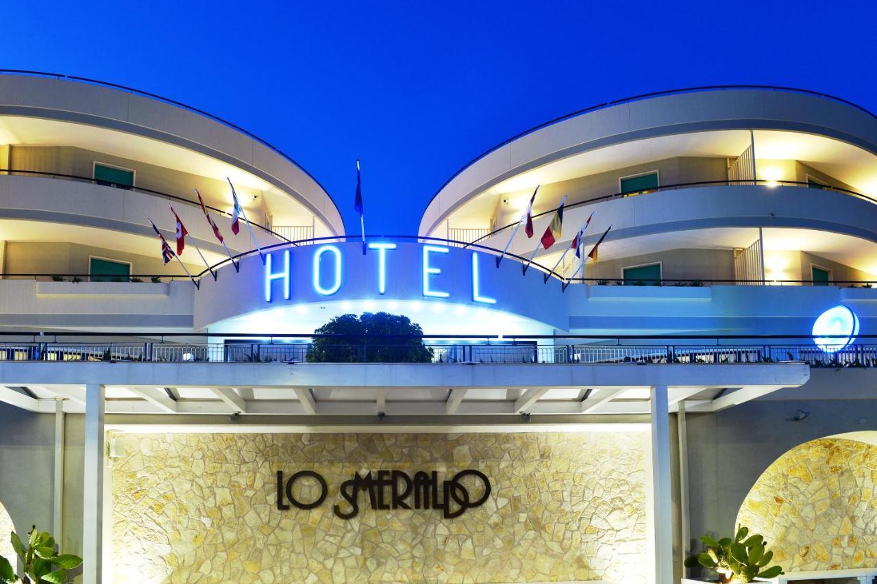 Hotel Lo Smeraldo Cisternino Eksteriør bilde