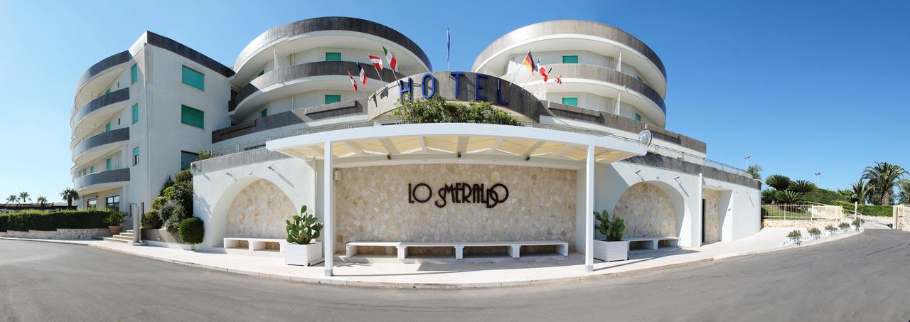 Hotel Lo Smeraldo Cisternino Eksteriør bilde